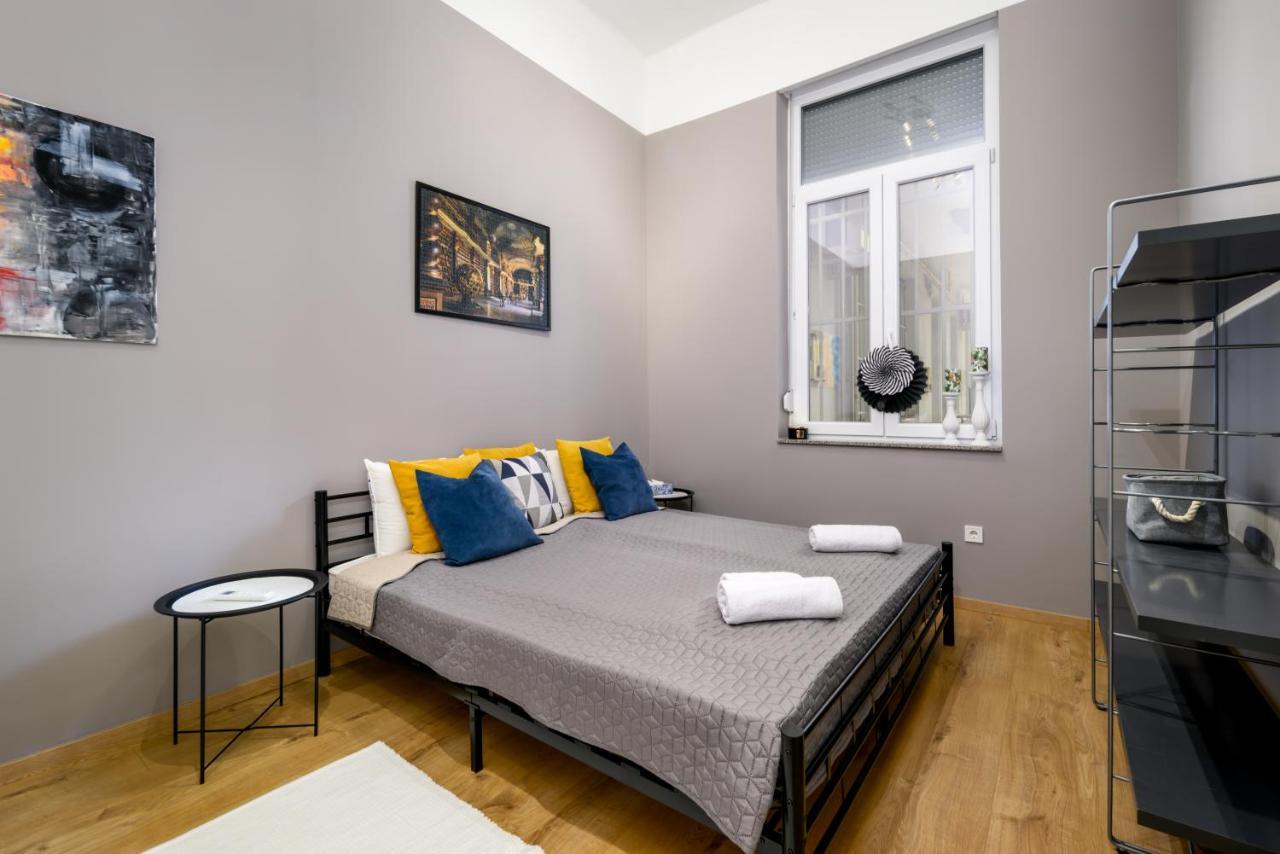 Ja18 Downtown Pearl - 2 Bedroom Apartment Budapest Esterno foto